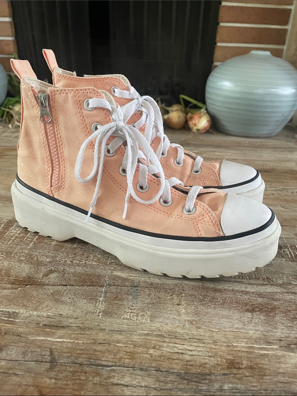 Converse zip platform